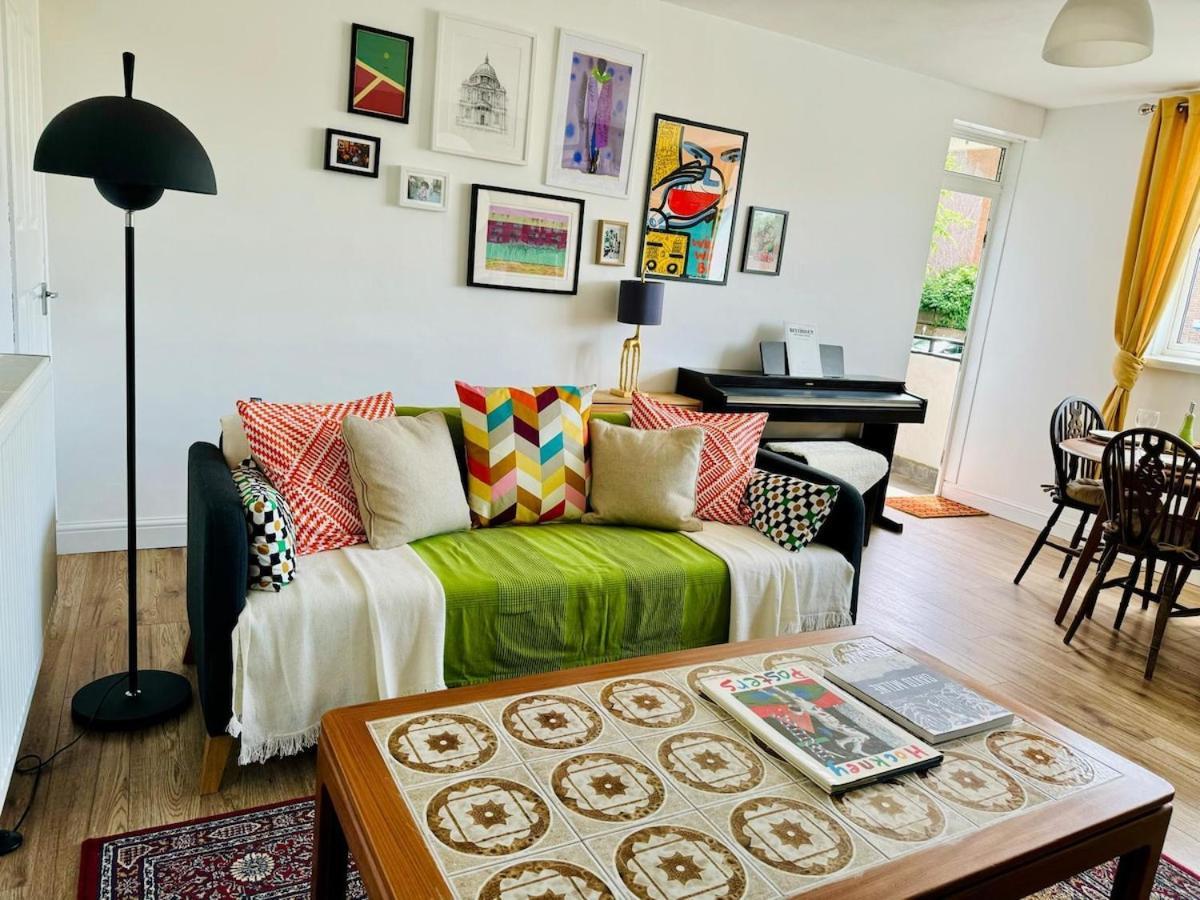 Modern Flat At Selden House Appartamento *