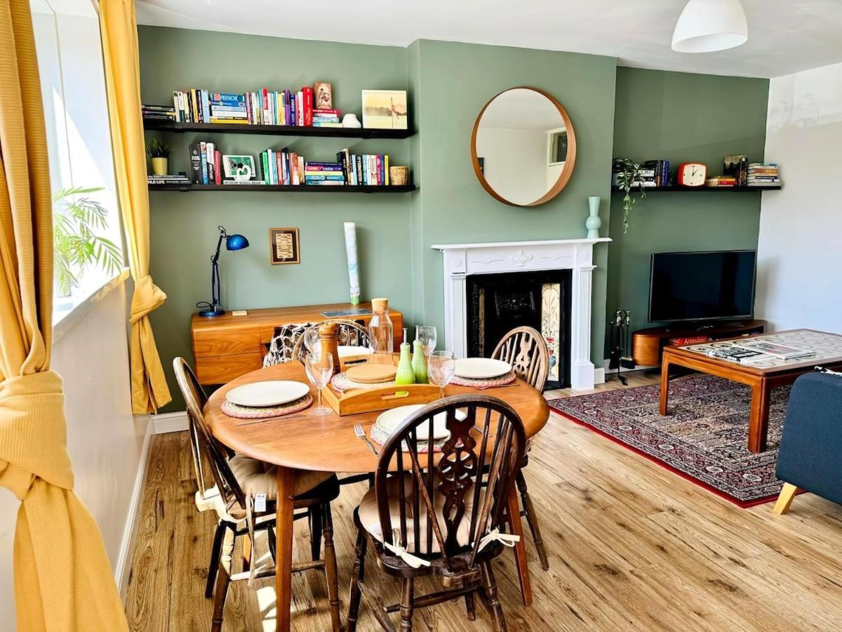 Modern Flat At Selden House *