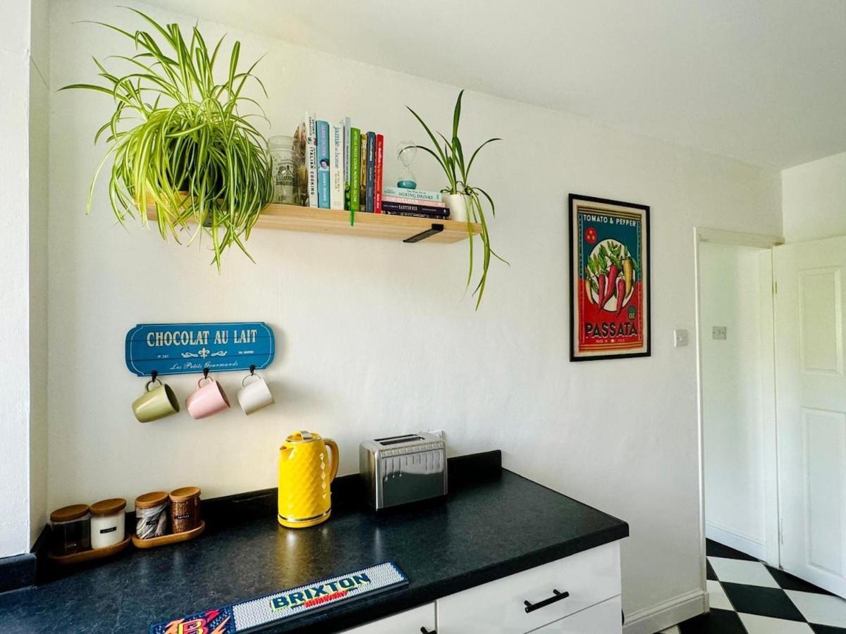 Modern Flat At Selden House Appartamento